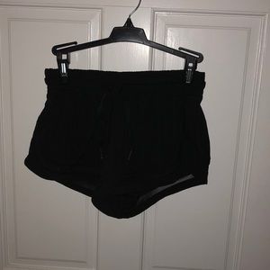 Black mesh detailing Lulu Lemon shorts size 6